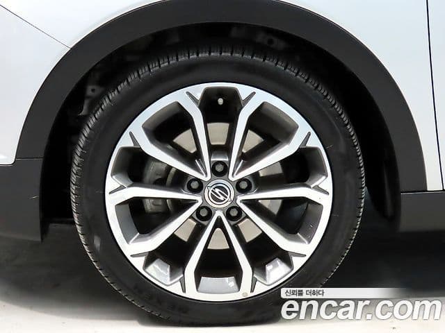 KG모빌리티(SsangYong) Tivoli дизель LX 2WD, 2017 19