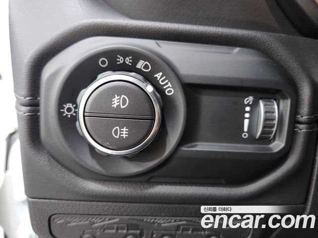 Jeep Wrangler (JL) 2.0 Sahara Power top 4도어, 2024 все фото