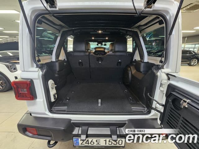 Jeep Wrangler (JL) 2.0 Sahara Power top 4도어, 2024 18