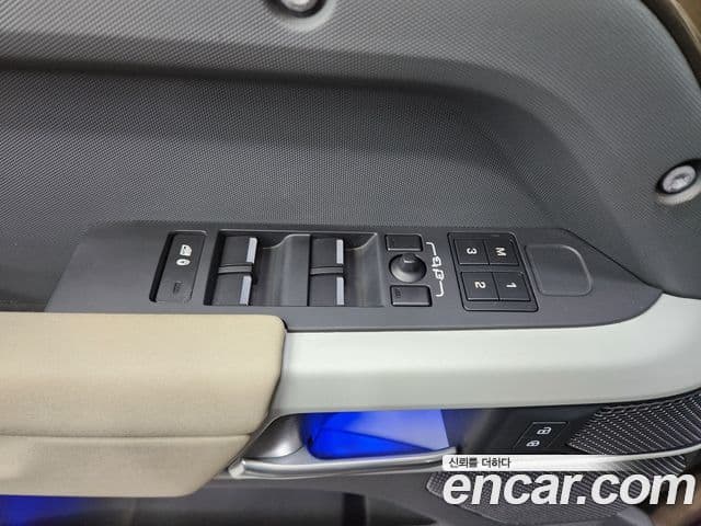 Land Rover Defender (L663) 110 D250 SE, 2023 4