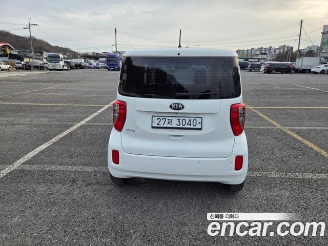 Kia Ray Luxury, 2013 11