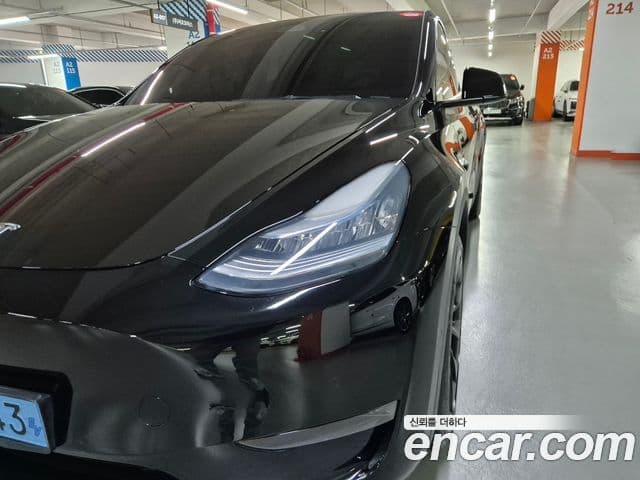 Tesla модель Y Standard Range RWD, 2021 3