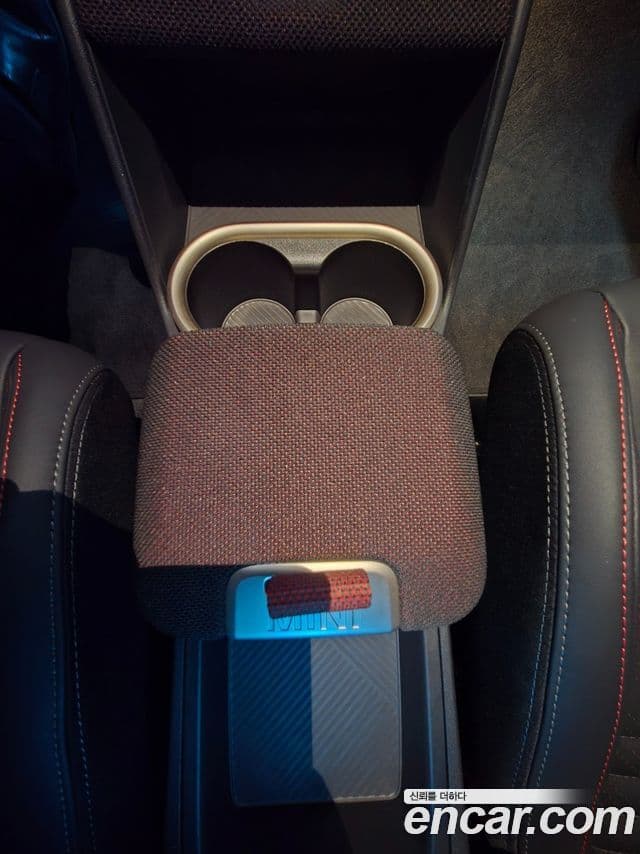 Mini Cooper S Countryman 3세대 ALL4 JCW, 2025 14