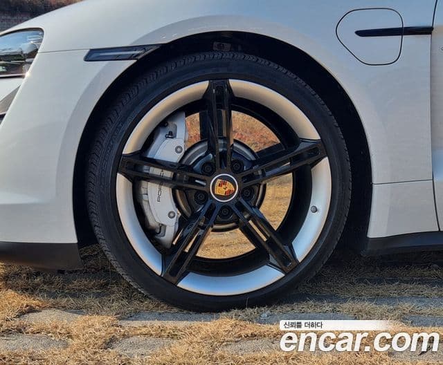 Porsche 타이칸 базовый, 2024 6