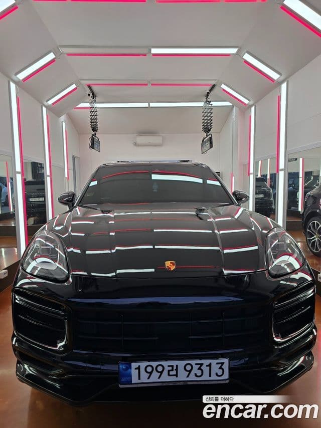 Porsche Cayenne (PO536), 2019 1