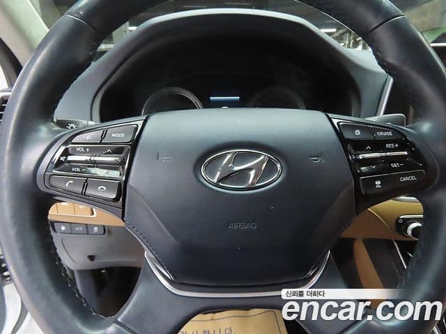 Hyundai Grandeur IG гибрид Special, 2019 16