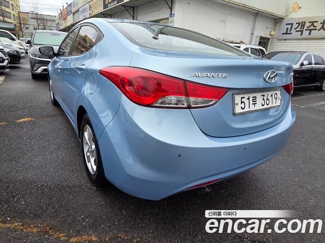 Hyundai Avante MD M16 GDI Deluxe, 2011 12