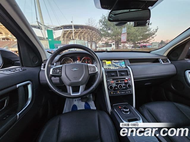 Land Rover Discovery Sport 2.0 TD4 SE, 2017 8