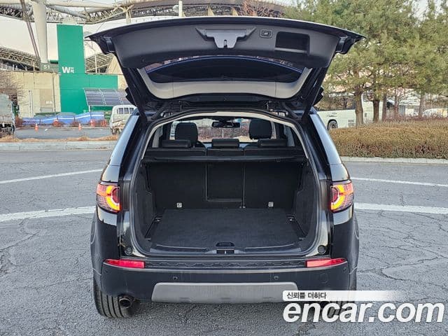 Land Rover Discovery Sport 2.0 TD4 SE, 2017 17