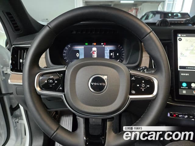 Volvo XC90 2세대 B6 Ultra Bright, 2026 8