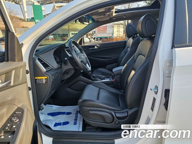 Hyundai All New Tucson Modern, 2017 10