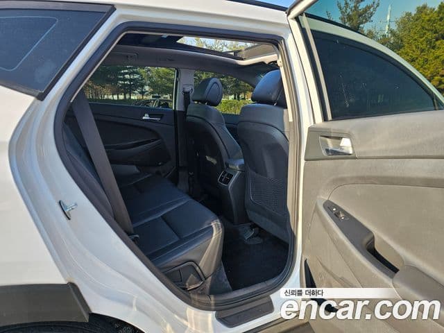 Hyundai All New Tucson Modern, 2017 12