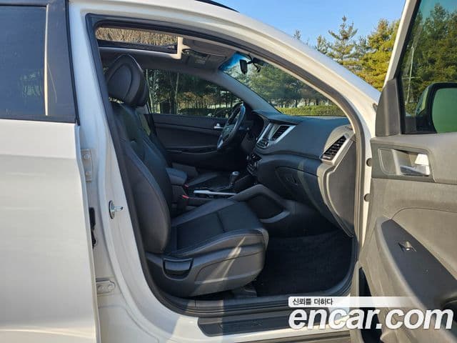 Hyundai All New Tucson Modern, 2017 13