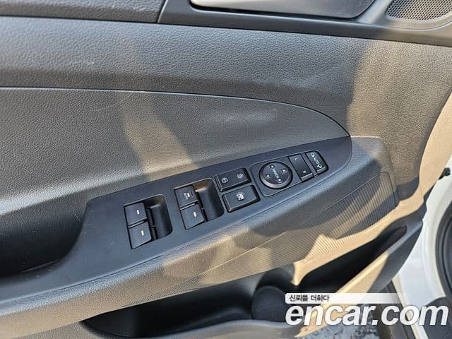 Hyundai All New Tucson Modern, 2017 15