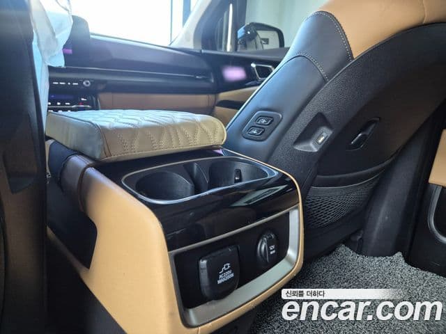 Kia Carnival 4세대 Signature, 2023 10