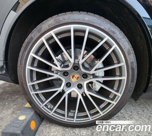 Porsche Cayenne (PO536) 4.0 турбо купе, 2022 11