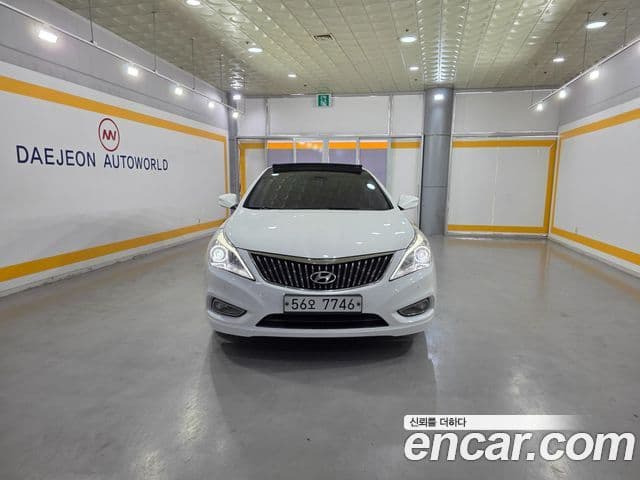 Hyundai Grandeur HG Premium, 2014 8