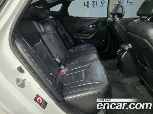 Hyundai Grandeur HG Premium, 2014 17