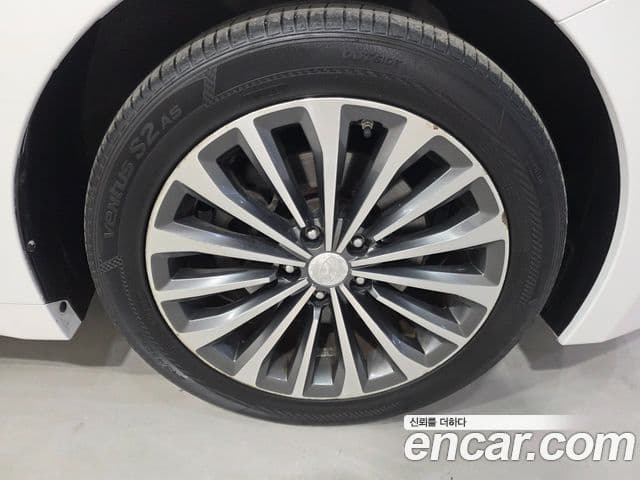 Hyundai Grandeur HG Premium, 2014 20