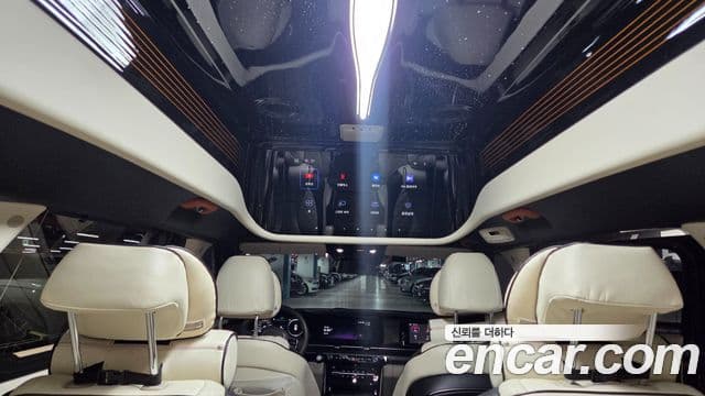 Kia Carnival 4세대 бензин 9인승 High Limousine(компания по спецнадстройкам), 2021 18