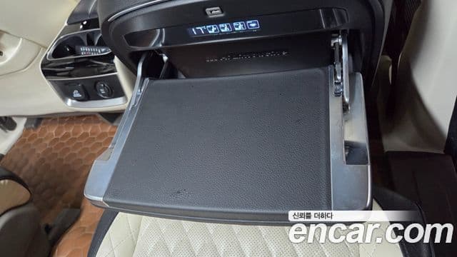 Kia Carnival 4세대 бензин 9인승 High Limousine(компания по спецнадстройкам), 2021 20