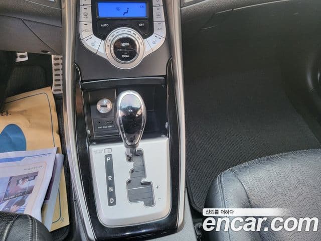Hyundai Avante MD M16 GDI top, 2012 9
