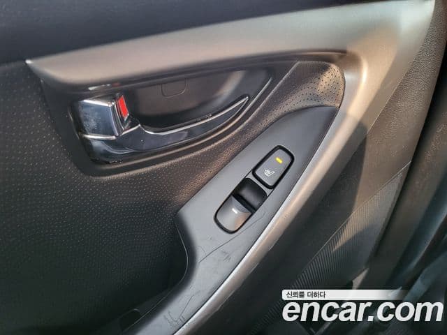 Hyundai Avante MD M16 GDI top, 2012 19