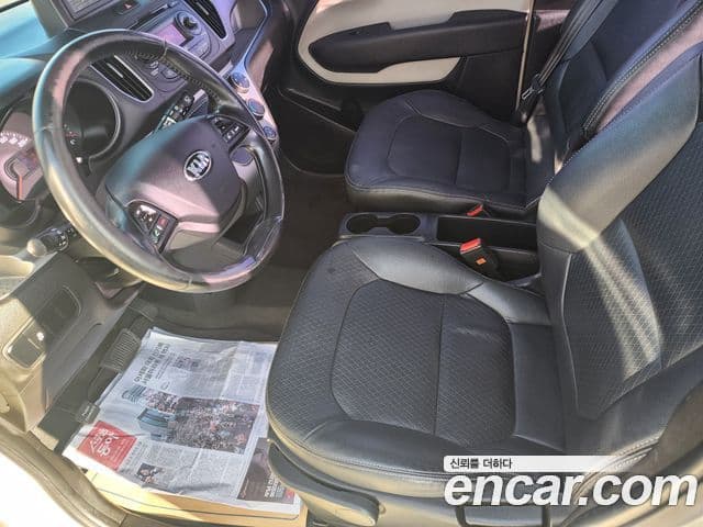 Kia Ray Special, 2013 10