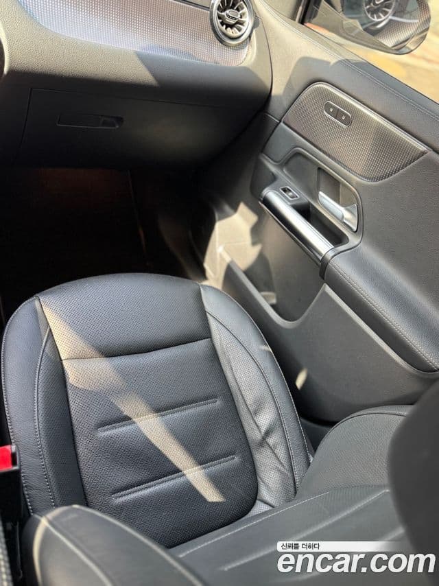 Mercedes-Benz EQA H243 EQA250 AMG пакет Plus, 2022 18