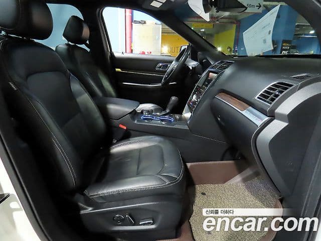 Ford Explorer 5세대, 2016 8
