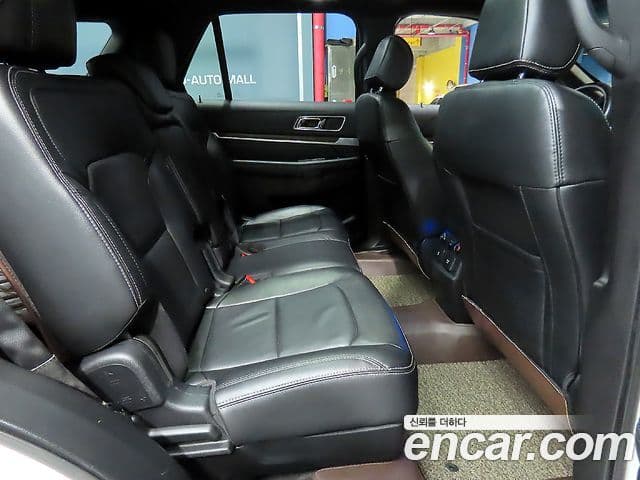 Ford Explorer 5세대, 2016 9