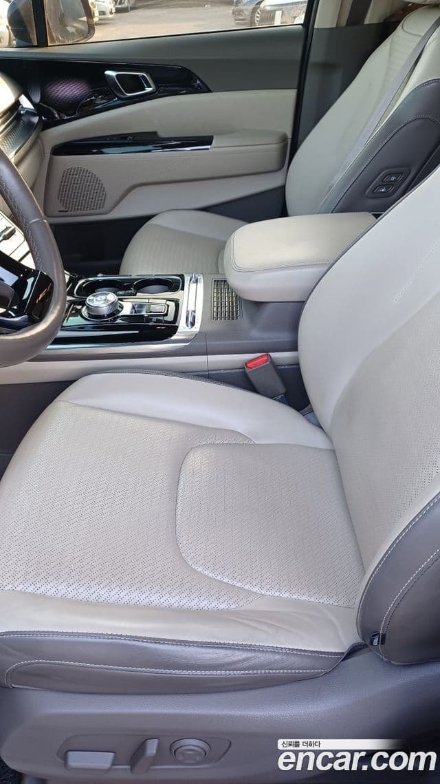 Kia Carnival 4세대 Signature, 2021 11