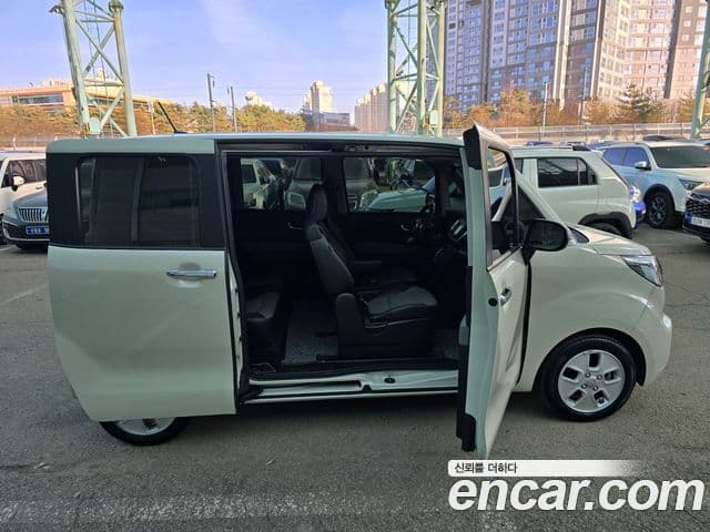 Kia The / новый New Ray Luxury, 2018 все фото