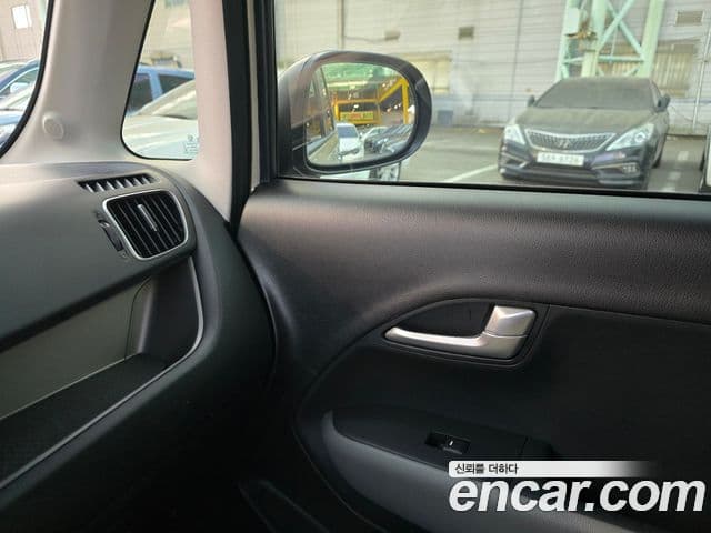 Kia The / новый New Ray Luxury, 2018 16