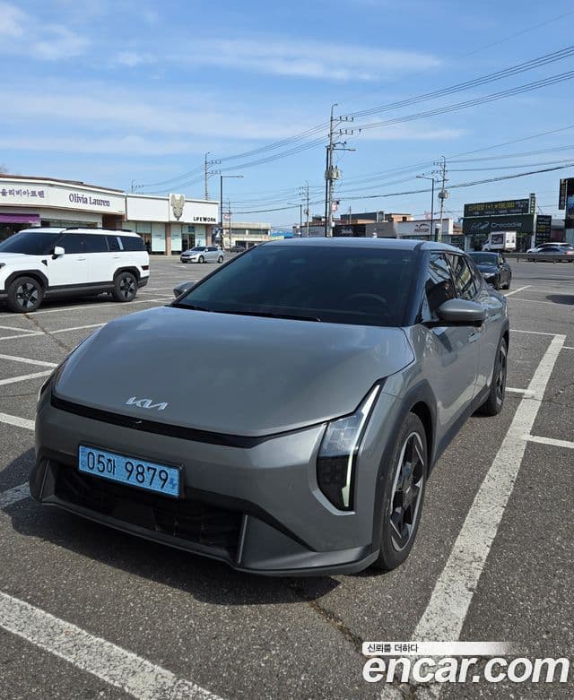 Kia EV4 Earth, 2026 1