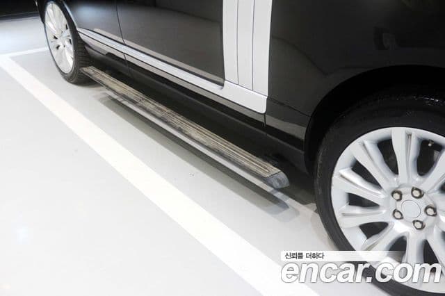 Land Rover Range Rover 4세대 4.4 SDV8 Vogue SE дизель, 2015 10