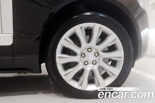 Land Rover Range Rover 4세대 4.4 SDV8 Vogue SE дизель, 2015 12