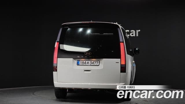 Hyundai Staria Inspiration, 2025 4