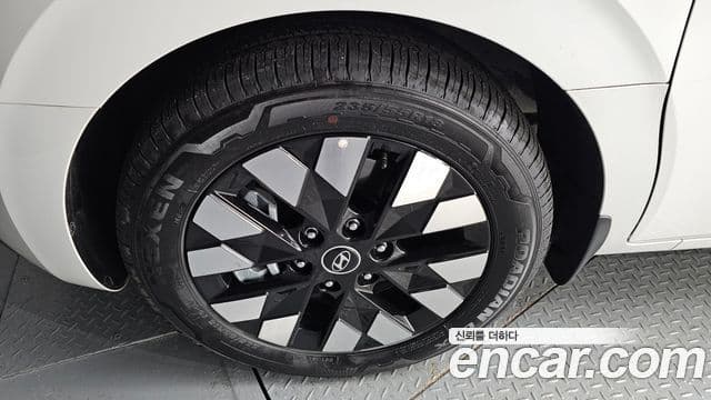 Hyundai Staria Inspiration, 2025 все фото