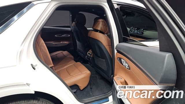 Genesis GV70, 2022 11