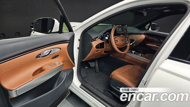 Genesis GV70, 2022 12