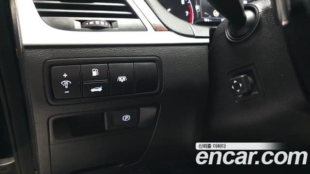 Hyundai Genesis DH Premium, 2015 18