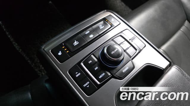 Hyundai Genesis DH Premium, 2015 19