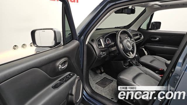 Jeep Renegade 1.3 Limited, 2022 10