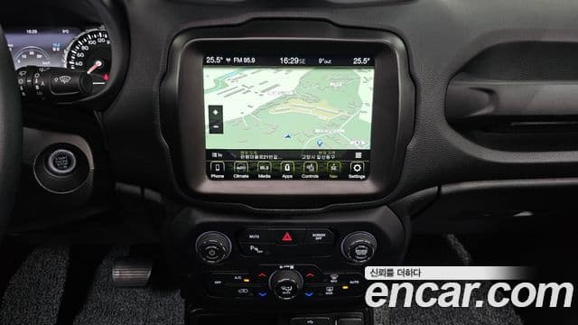 Jeep Renegade 1.3 Limited, 2022 15