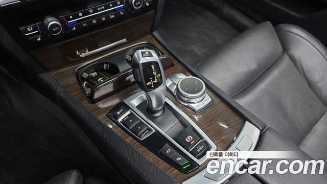 BMW 7시리즈 (F01) 740Li, 2012 9