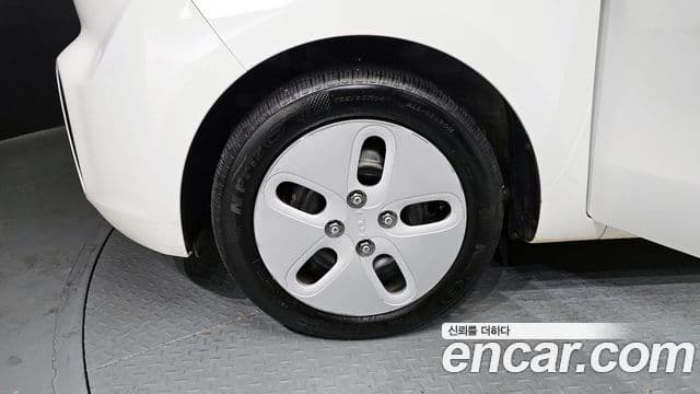 Kia The / новый New Ray Standard, 2022 все фото