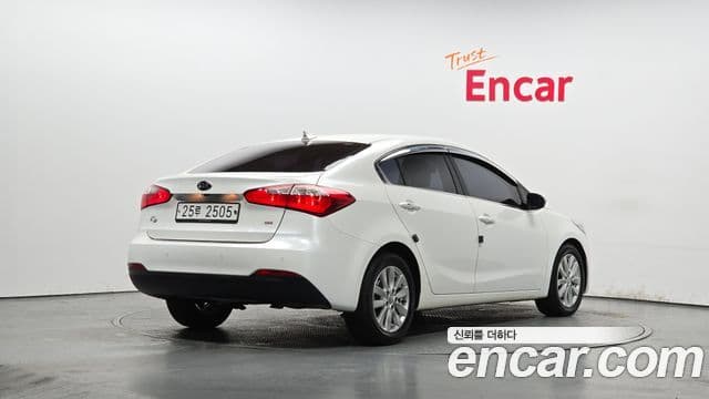 Kia K3 Trendy, 2013 2