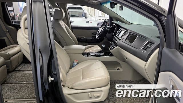 Kia The / новый New Carnival President, 2019 11