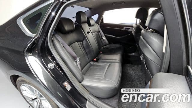 Genesis G80 Luxury, 2017 11